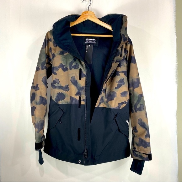Dakine Women's‎ Reach Insulated 20K Camo SoftShell Winter Jacket Coat XS (NWT) - Picture 1 of 14